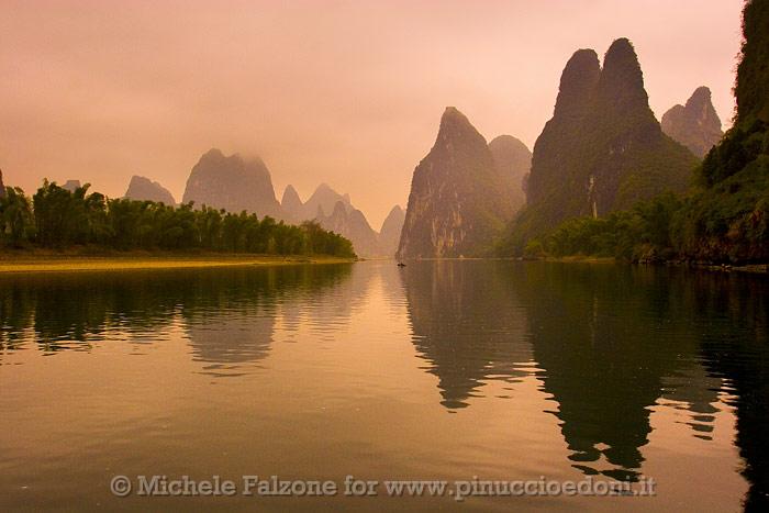 Misty Li River, Yangshuo, China.jpg